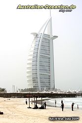 6 Bilder unterschiedlicher Perspektive vom Burj Al Arab